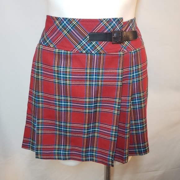 Red tartan front pleat short skirt - Picture 2 of 8